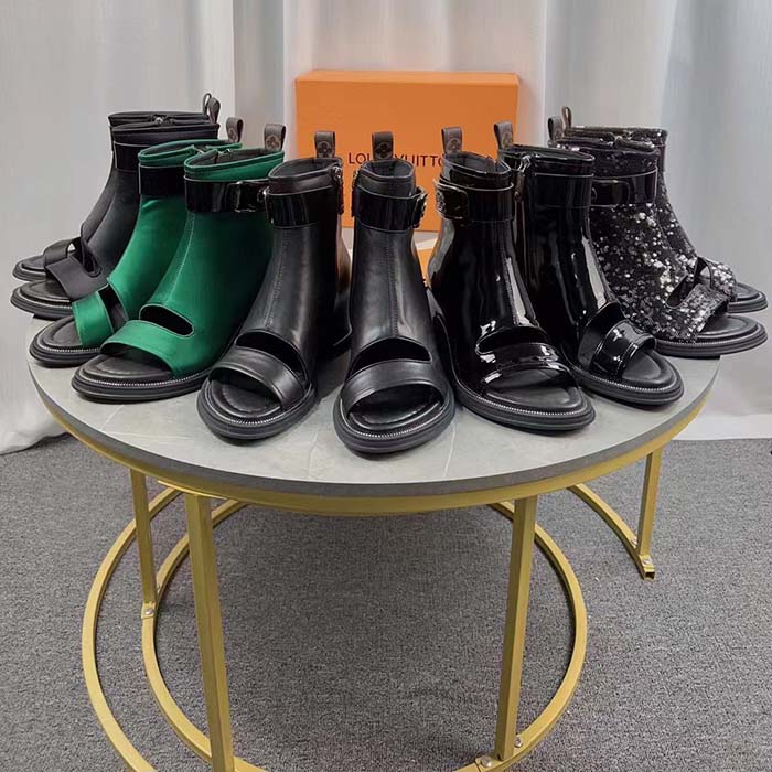 Louis Vuitton LV Women Moonlight Ankle Boot Black Patent Calf Leather Side Zip Padded Footbed Rubber