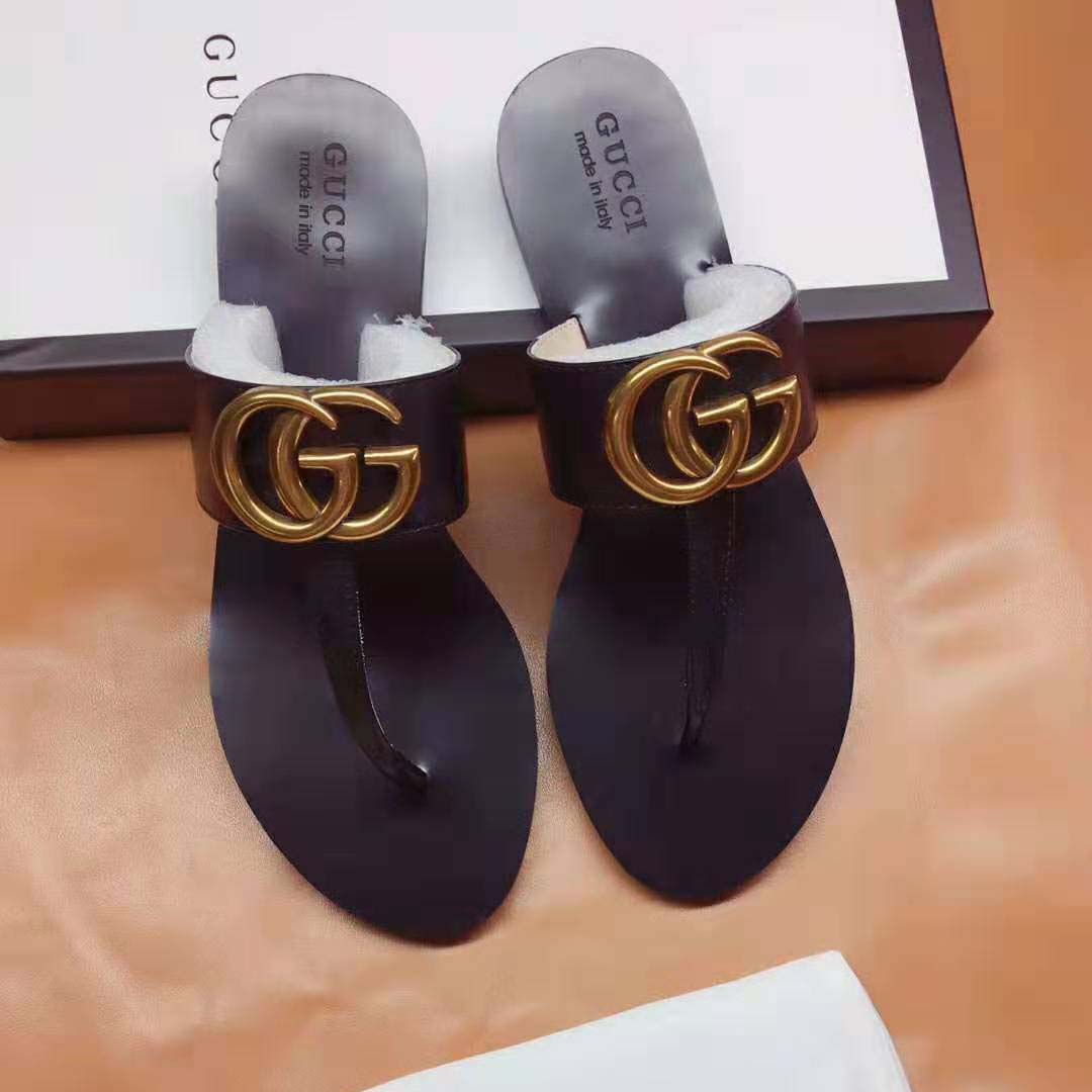 Gucci Men Leather Thong Sandal with Double G-Black