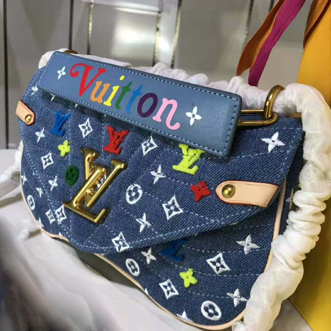 Louis Vuitton LV Women New Wave Chain Bag MM-Blue