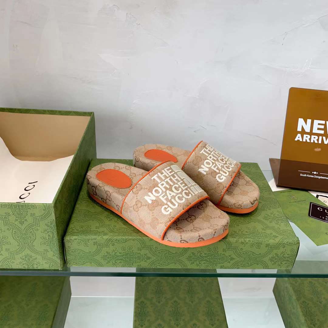 Gucci Unisex The North Face x Gucci Slide Beige Ebony Original GG Canvas
