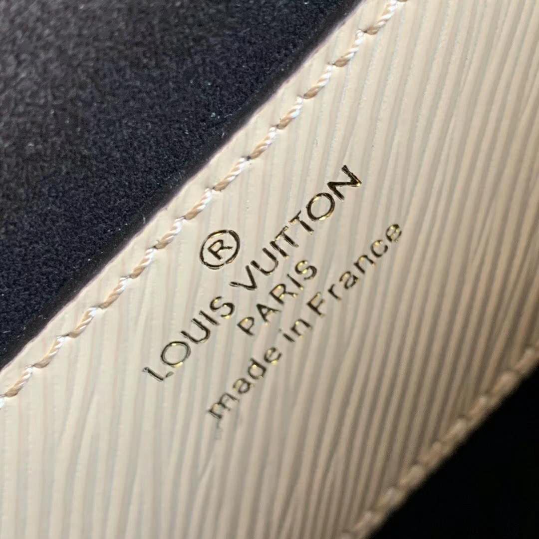 Louis Vuitton LV Women Twist MM Epi Grained Cowhide Leather-Beige