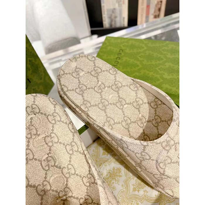 Gucci Unisex Slide Sandal Interlocking G Beige Ebony GG Rubber Low Heel