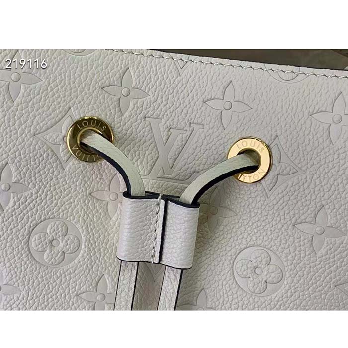 Louis Vuitton Women NeoNoé MM Bucket Bag Crème Beige Embossed Grained Cowhide Leather