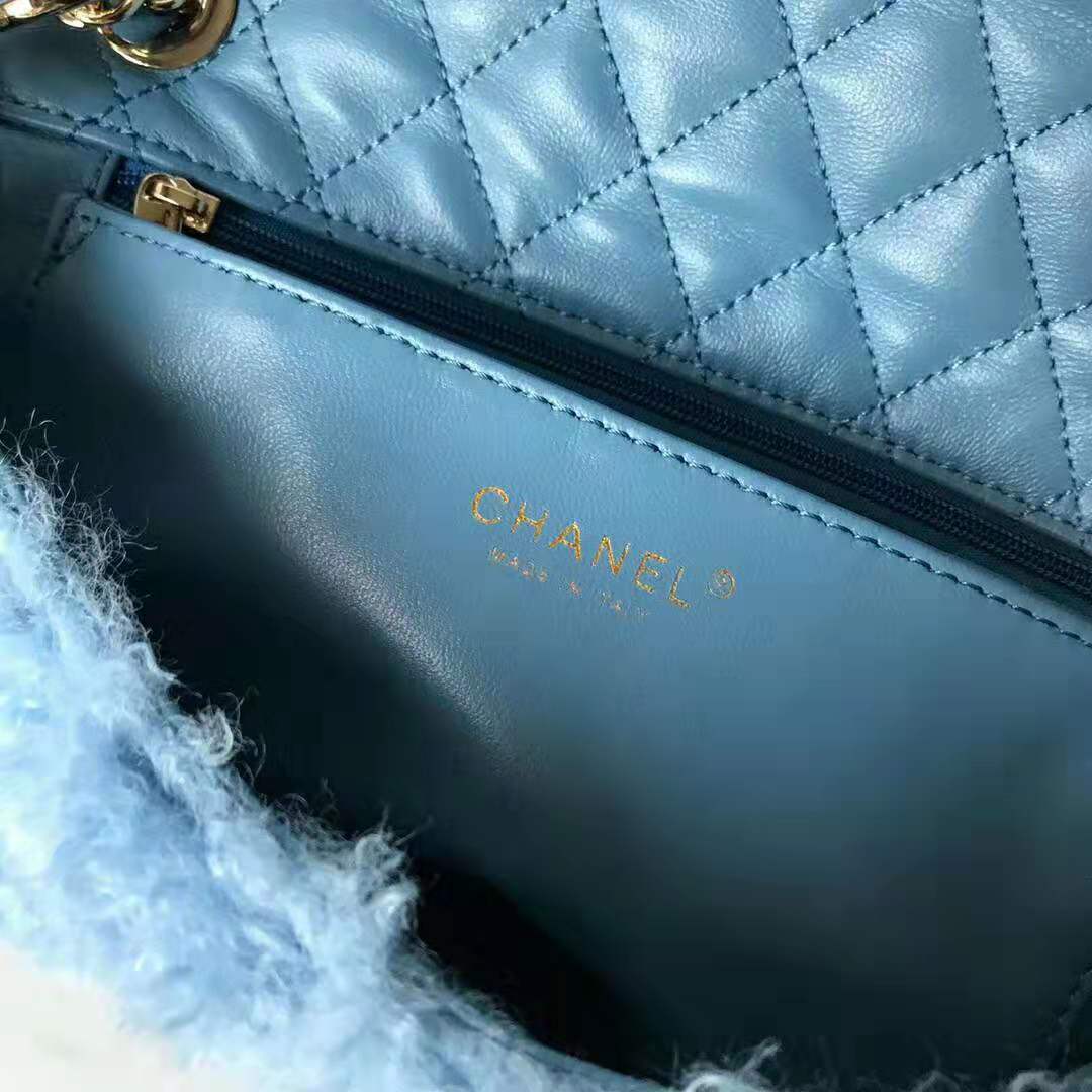 Chanel Women Flap Bag in Shearling Lambskin Leather-Blue