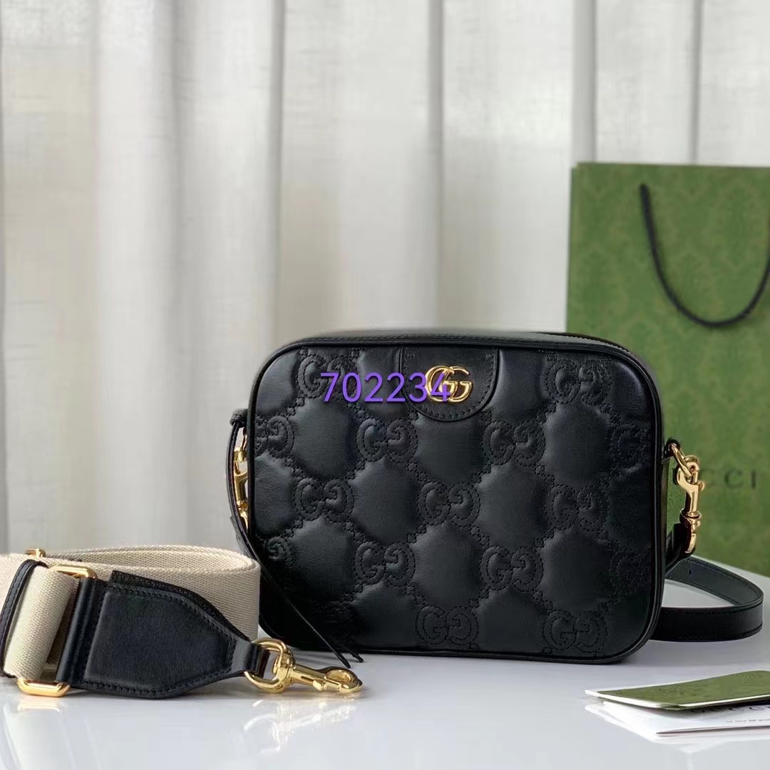 Gucci Women GG Matelassé Leather Shoulder Bag Black Double G