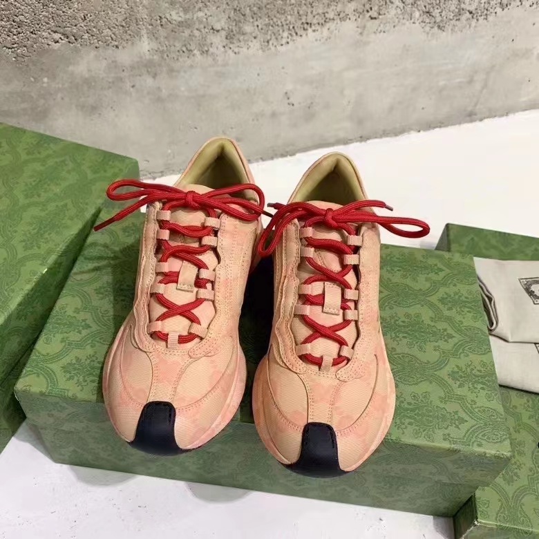 Gucci Unisex GG Run Sneaker Beige Hibiscus Red Leather GG Water Transfer Print