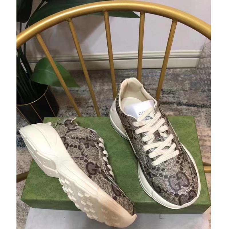 Gucci Unisex GG Rhyton Sneaker Beige Ebony Maxi GG Supreme Canvas 4 cm Heel