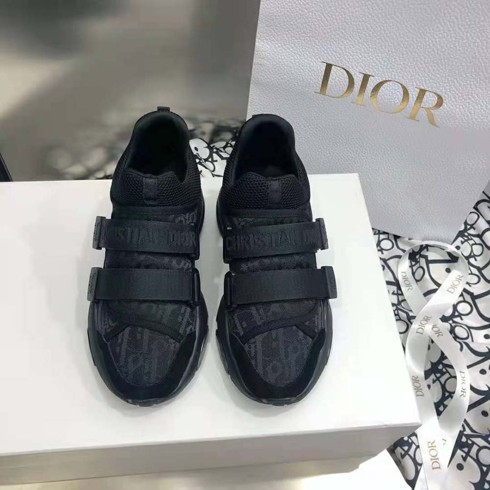 Dior Women D-wander Sneaker Uber Black Dior Oblique Technical Fabric