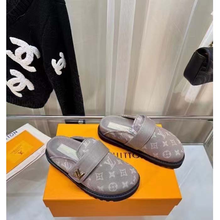 Louis Vuitton Unisex LV Cosy Flat Comfort Clog Light Gray Monogram Wool Anatomic Footbed