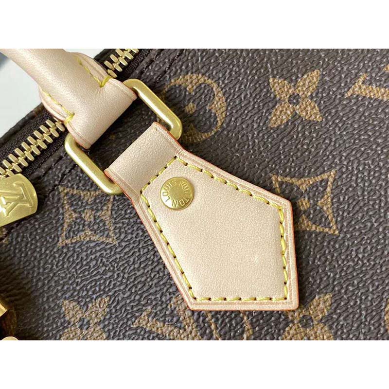 Louis Vuitton LV Unisex Speedy Bandoulière 30 in Monogram Canvas