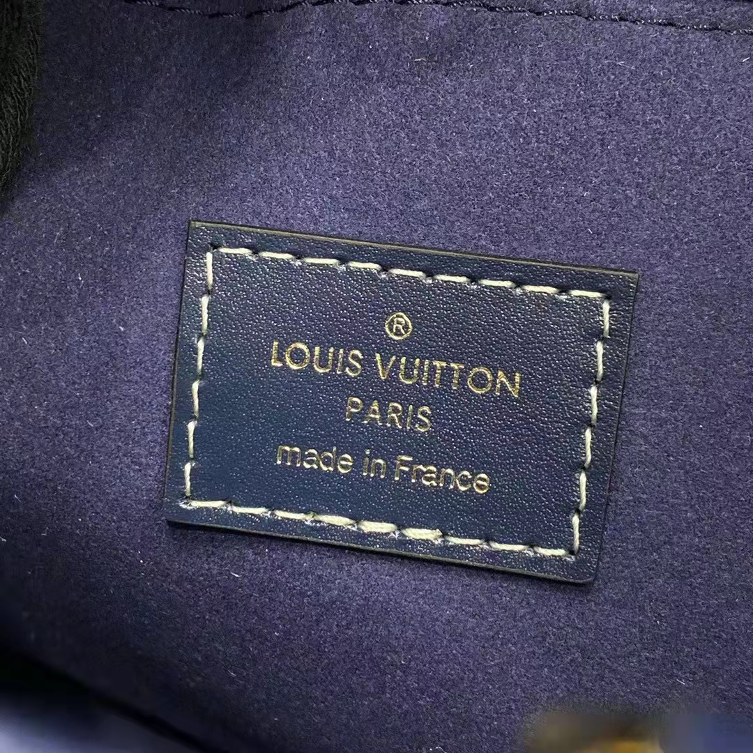 Louis Vuitton LV Unisex Onthego MM Tote Navy Blue Denim Jacquard Textile Calf