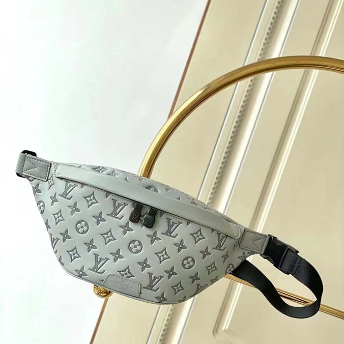Louis Vuitton LV Unisex Discovery Bumbag Anthracite Gray Monogram Shadow Calf Leather
