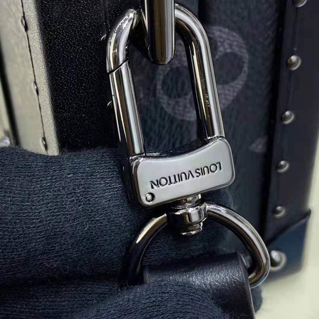 Louis Vuitton LV Unisex Wallet Trunk Grey Monogram Coated Canvas Cowhide Leather