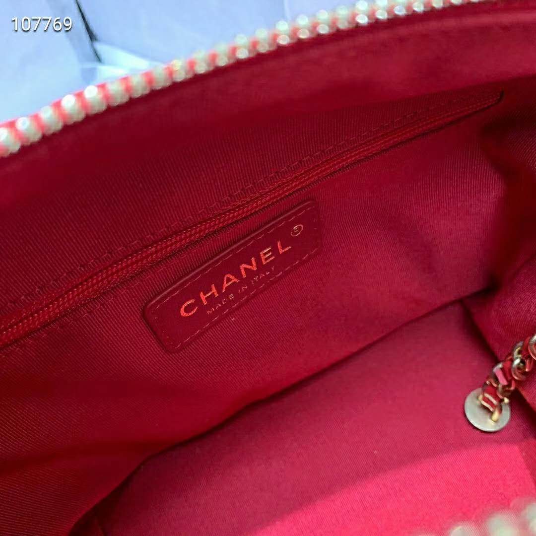 Chanel Women Hobo Bag in Lambskin Leather Gold Metal-Red