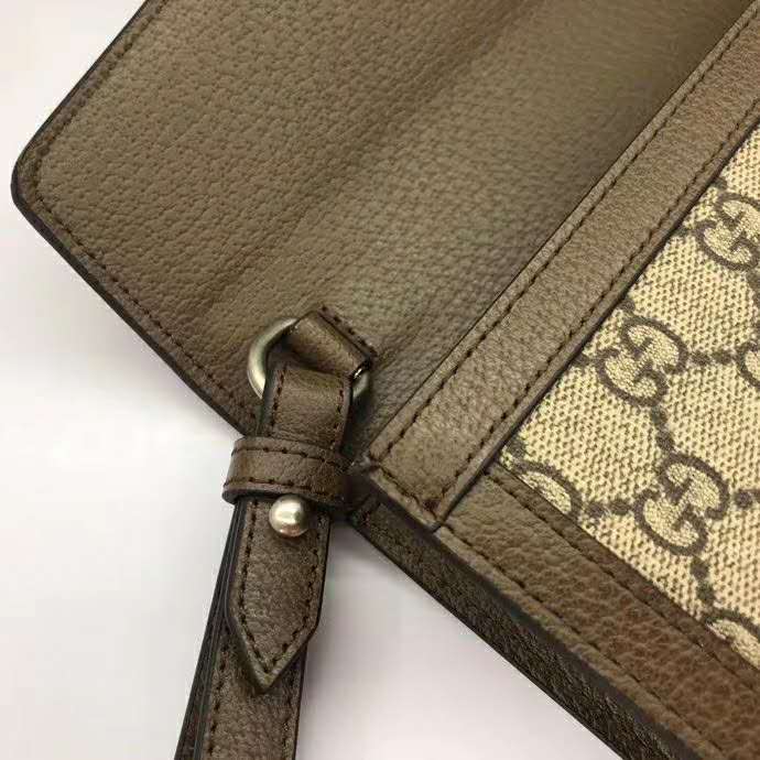 Gucci Women Dionysus GG Supreme Clutch Beige/Ebony GG Supreme Canvas