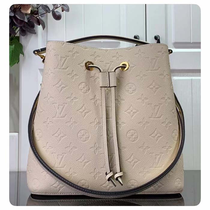 Louis Vuitton Women NeoNoé MM Bucket Bag Crème Beige Embossed Grained Cowhide Leather