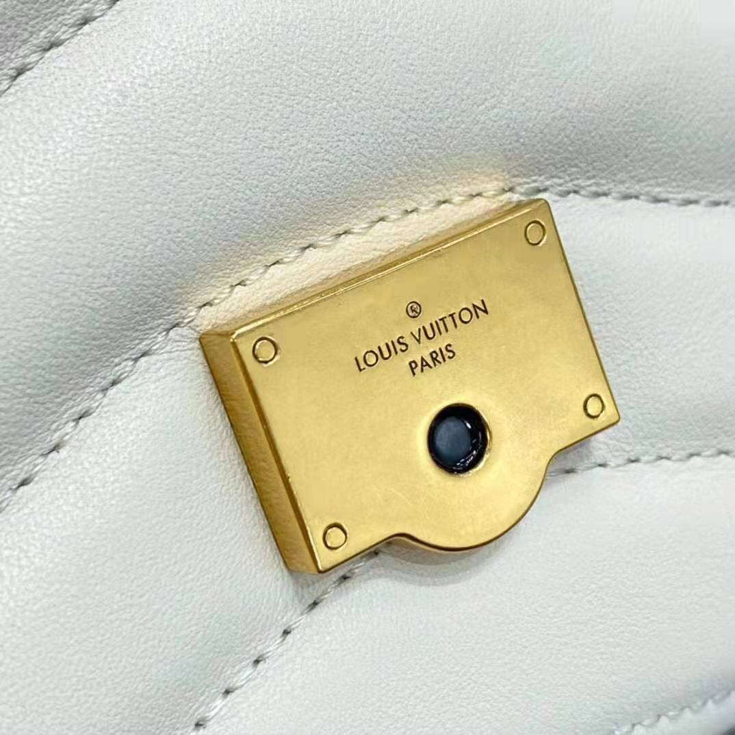 Louis Vuitton LV Women New Wave Chain Bag Handbag White Smooth Cowhide Leather