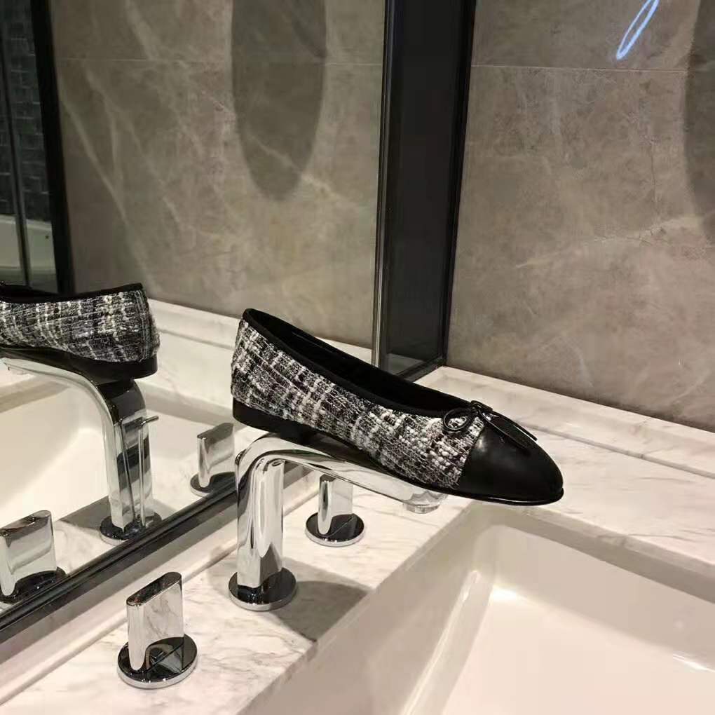 Chanel Women Ballerinas in Tweed Fabrics-Black