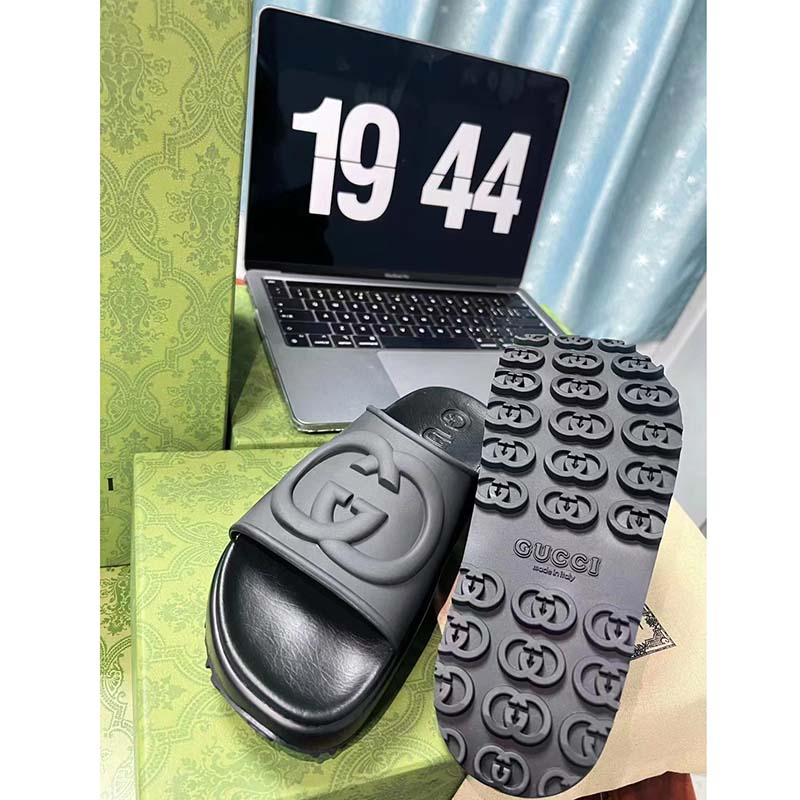 Gucci Women GG Slide Sandal Interlocking G Black Rubber Low Heel