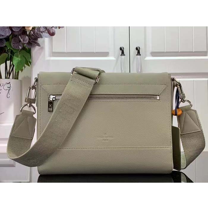 Louis Vuitton LV Unisex Takeoff Messenger Sage Cowhide Leather Textile Lining