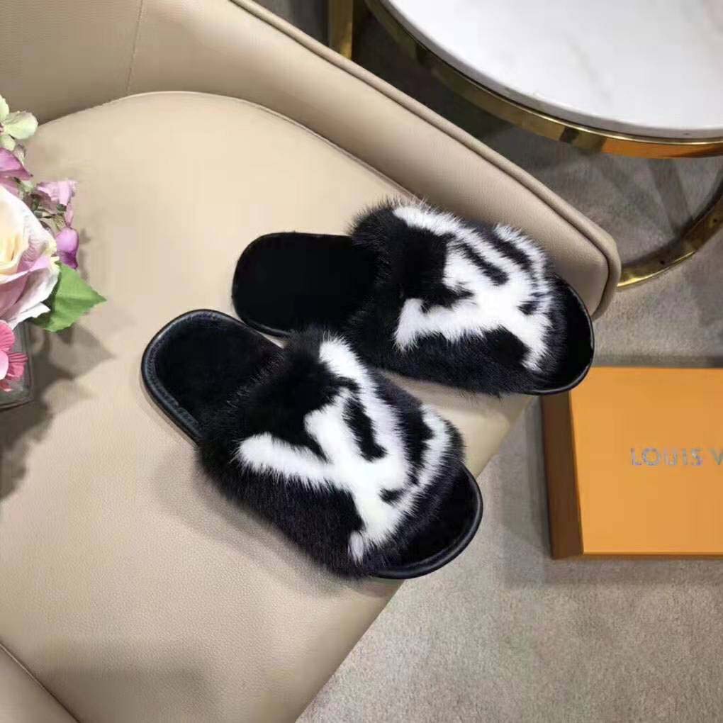 Louis Vuitton LV Women Homey Flat Mule in Mink Fur-Black