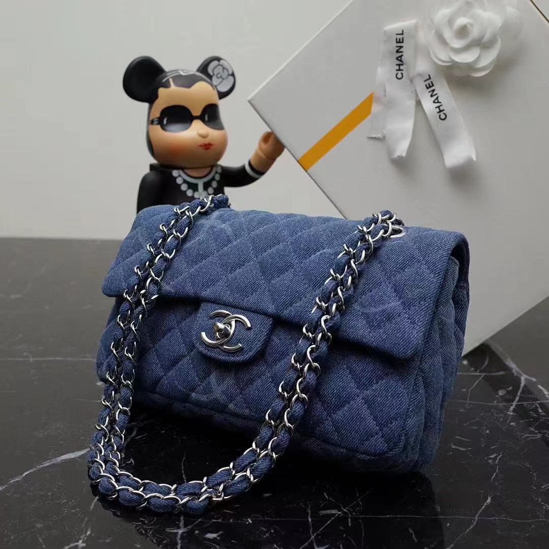 Chanel Women Small Flap Bag Printed Denim Gold-Tone Metal Blue