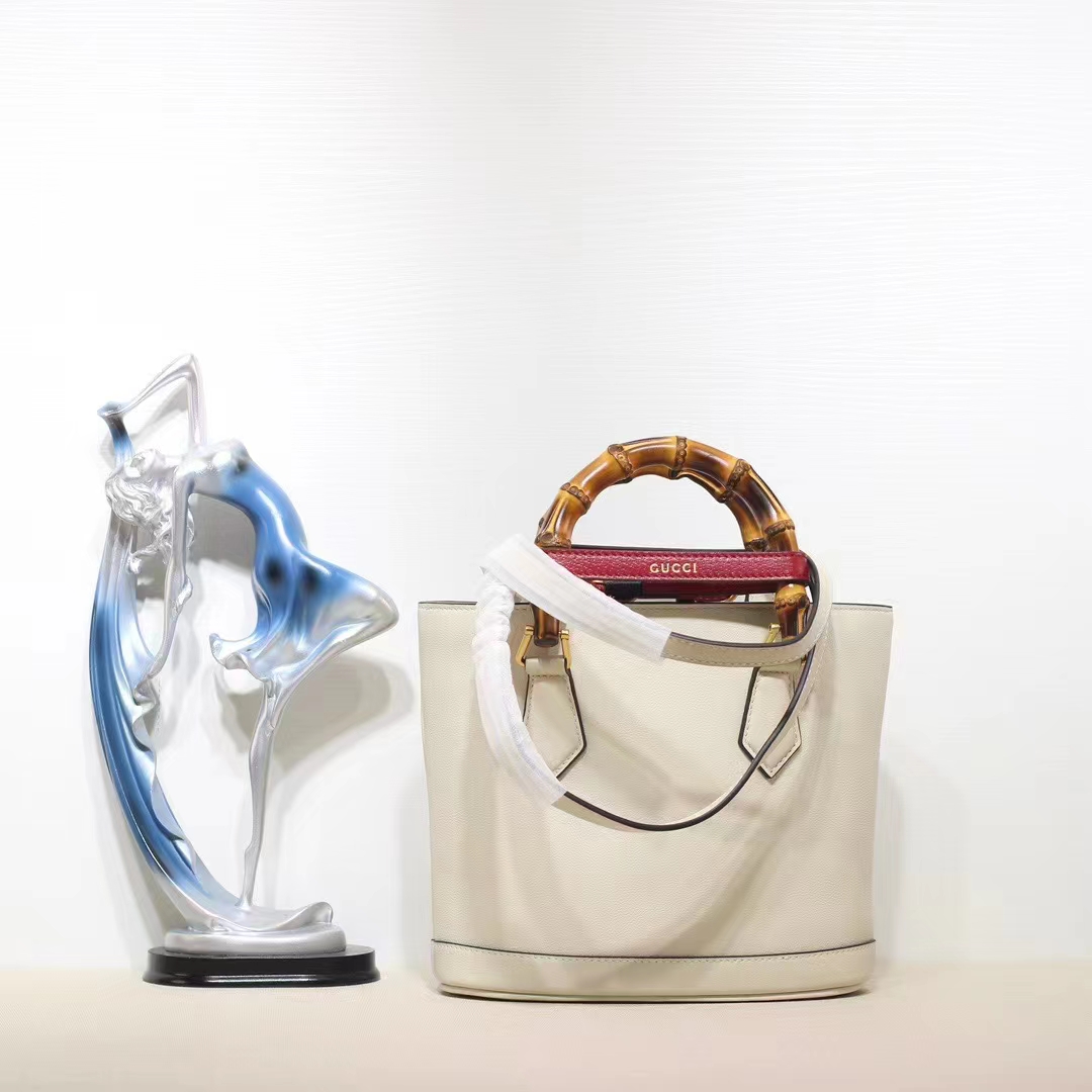 Gucci Women Diana Small Tote Bag White Leather Gold-Toned Hardware Double G
