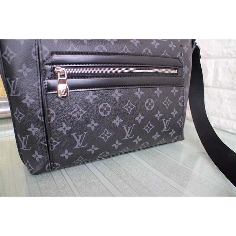 Louis Vuitton LV Men Odyssey Messenger PM Monogram Eclipse Coated Canvas