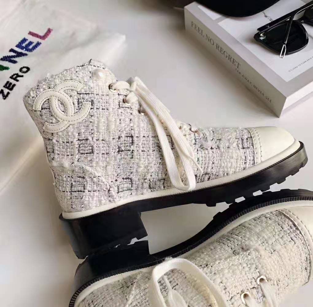 Chanel Women Ankle Boots in Tweed & Calfskin 3.6 cm Heel-Beige