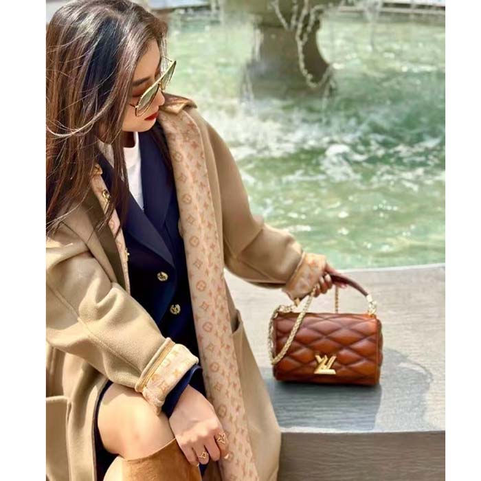 Louis Vuitton LV Women GO-14 MM Smoked Tan Lamb Leather Cowhide Leather