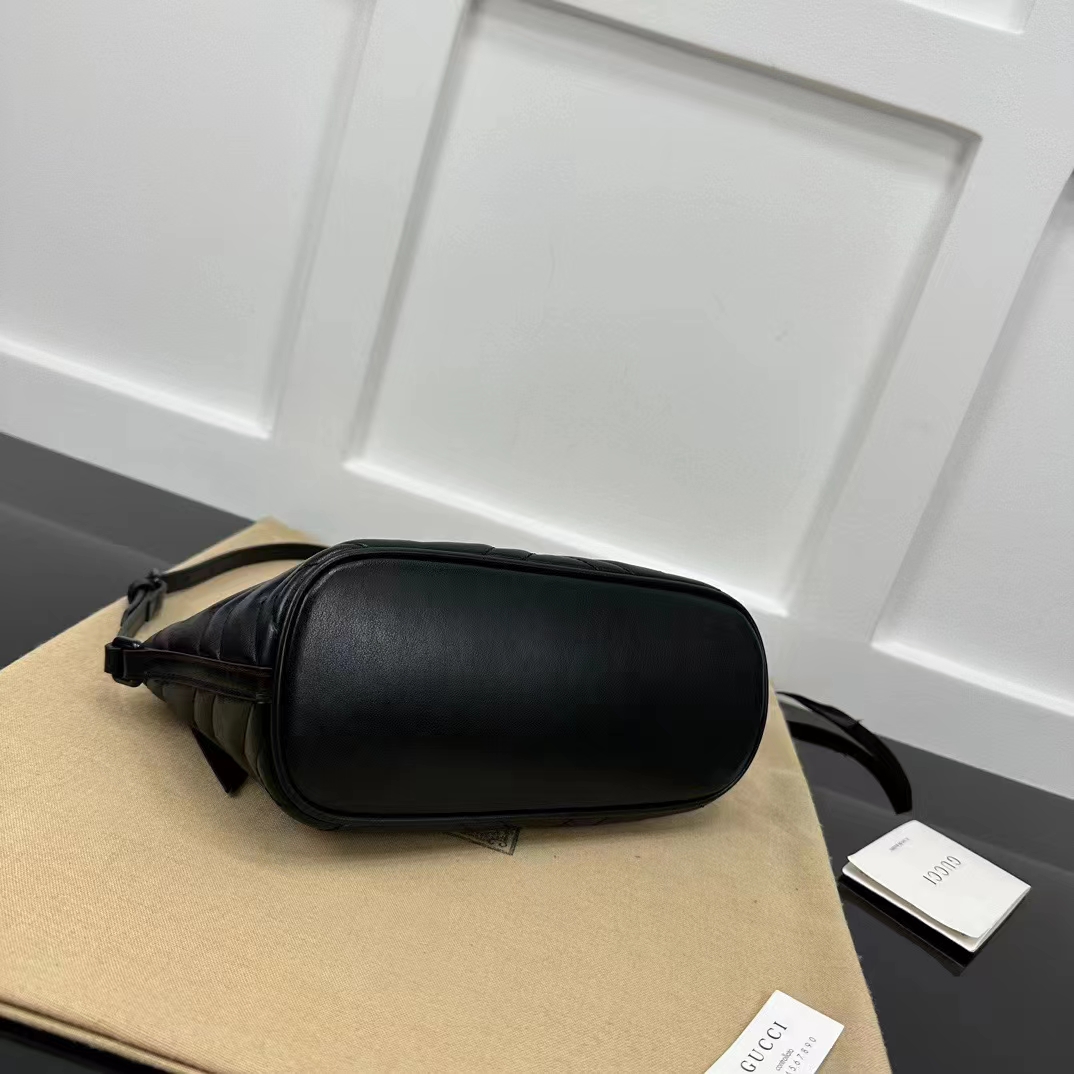 Gucci Women GG Marmont Shoulder Bag Black Matelassé Chevron Leather