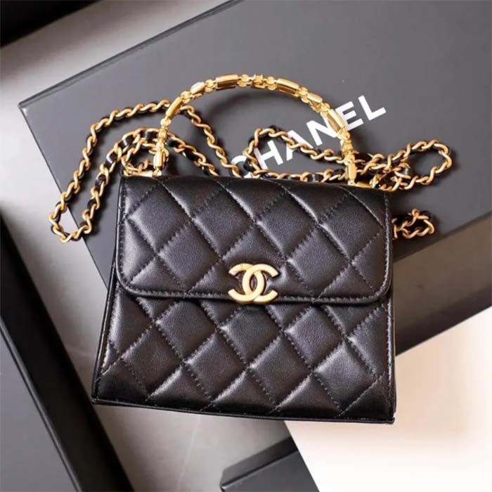 Chanel Women Kelly 22 Flap Bag in Calfskin Leather-Black