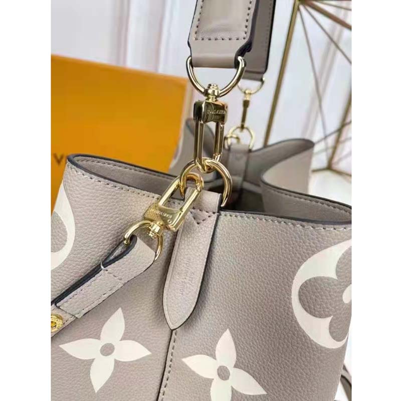 Louis Vuitton LV Women NéoNoé MM Bucket Bag Cream Embossed Grained Cowhide Leather
