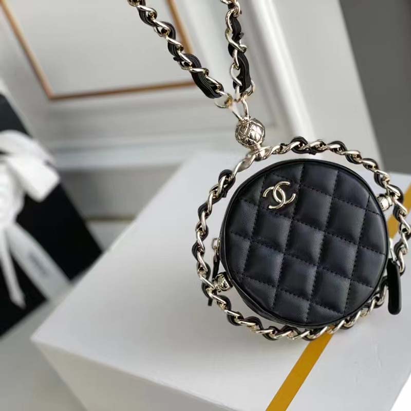 Chanel Women Chain Handbag Goatskin Leather Gold-Tone Metal Black