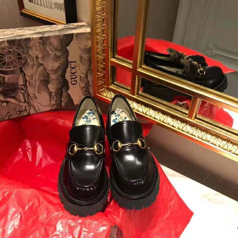 Gucci Women Gucci Leather Lug Sole Loafer in Black Shiny Leather 2.5 cm Heel