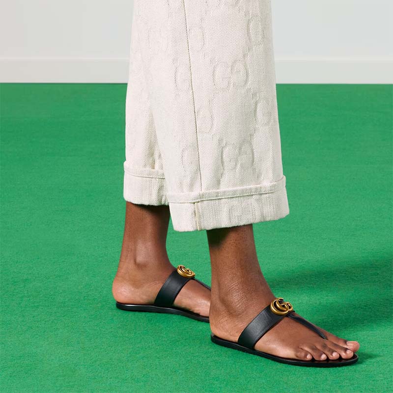Gucci Women GG Leather Thong Sandal Double G Black Flat