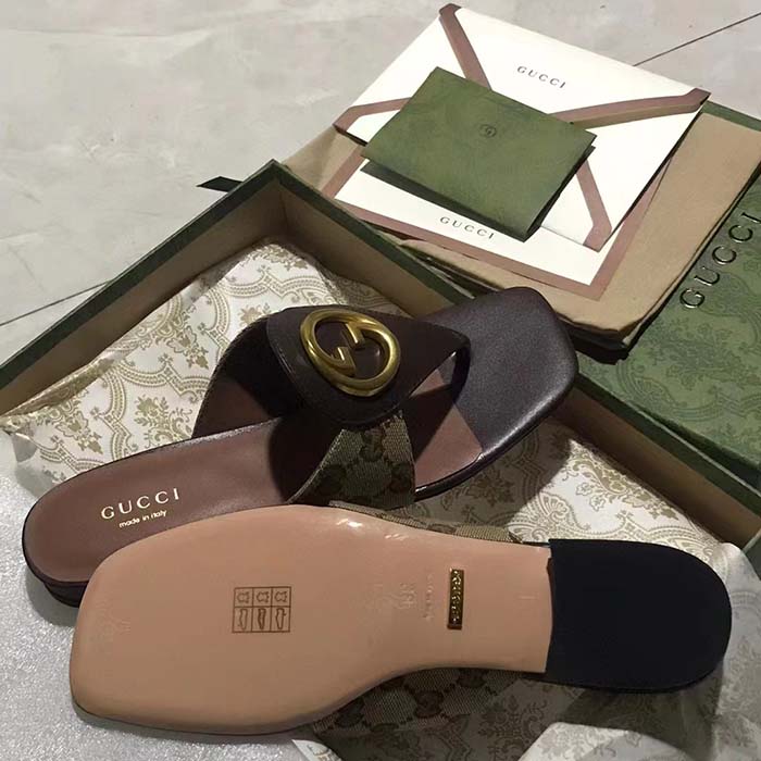 Gucci Women GG Blondie Thong Sandal Beige Ebony GG Supreme Canvas