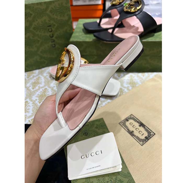 Gucci Women GG Blondie Thong Sandal White Leather Round Interlocking G 1.5 CM Heel