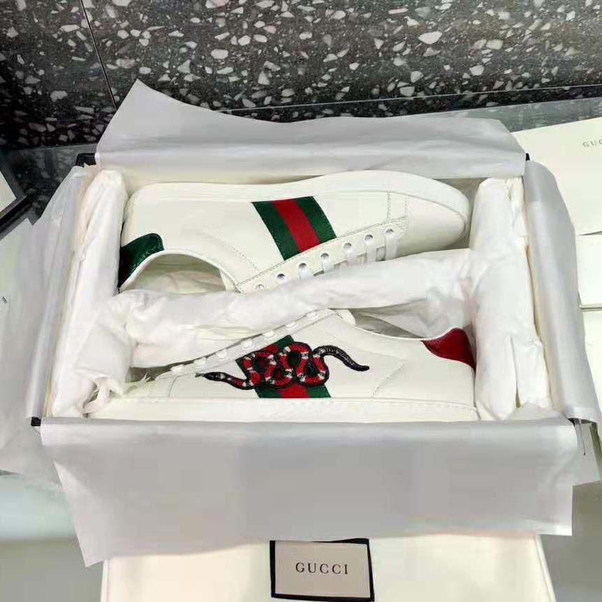 Gucci Men Ace Embroidered Sneaker with An Embroidered Kingsnake-White
