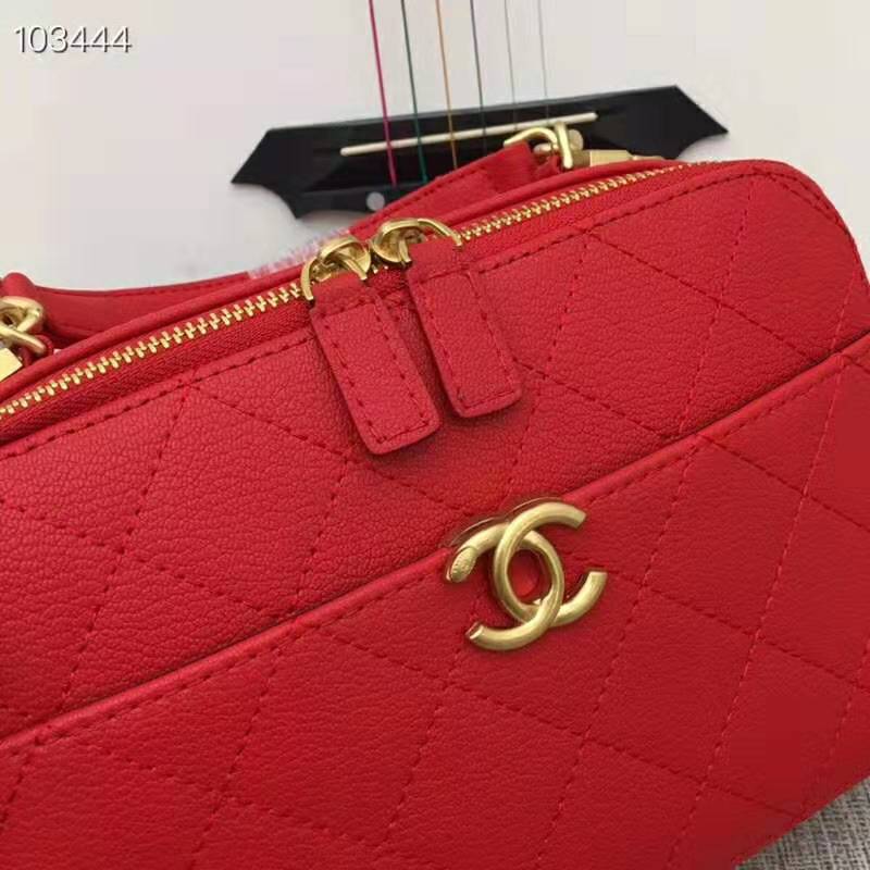 Chanel Women Vanity Case in Embossed Grained Calfskin Metal Chain-Red