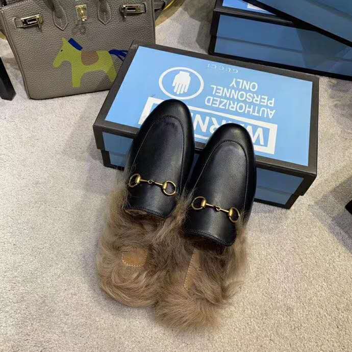 Gucci Women Princetown Leather Slipper with Lamb Wool-Black