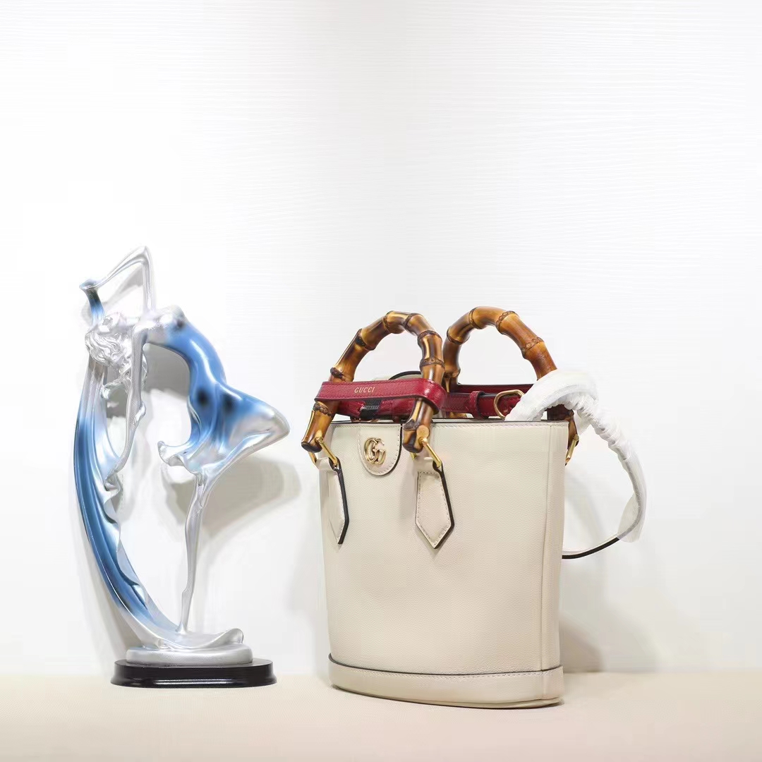 Gucci Women Diana Small Tote Bag White Leather Gold-Toned Hardware Double G