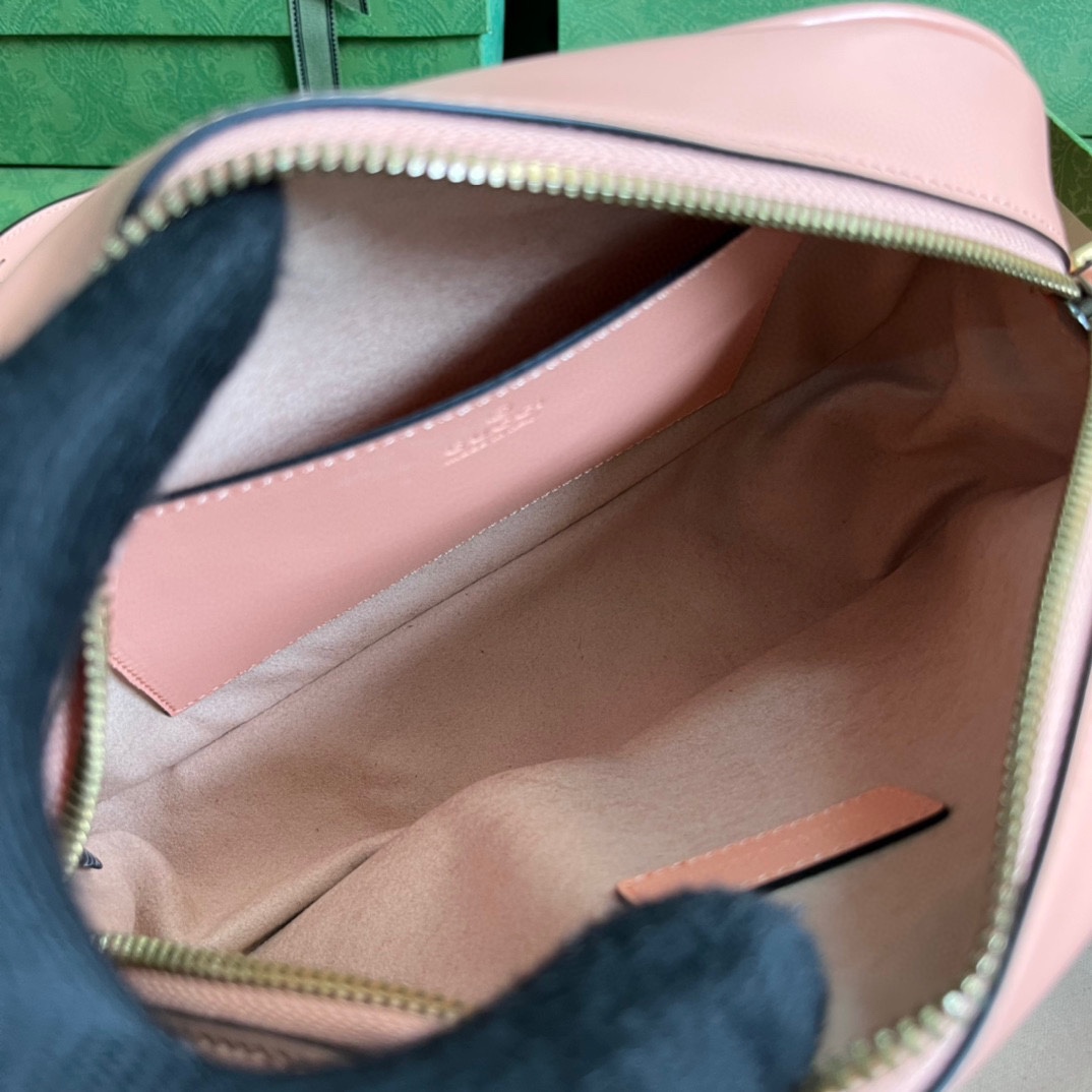 Gucci Women GG Marmont Shoulder Bag Peach Matelassé Round Vertical Matelassé Leather