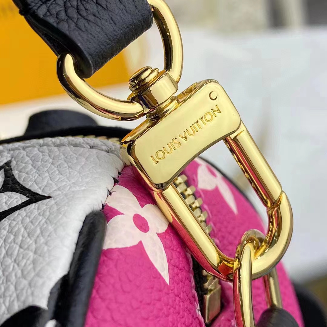 Louis Vuitton Women Speedy Bandouliere 20 Bag Black Printed Embossed Grained Cowhide