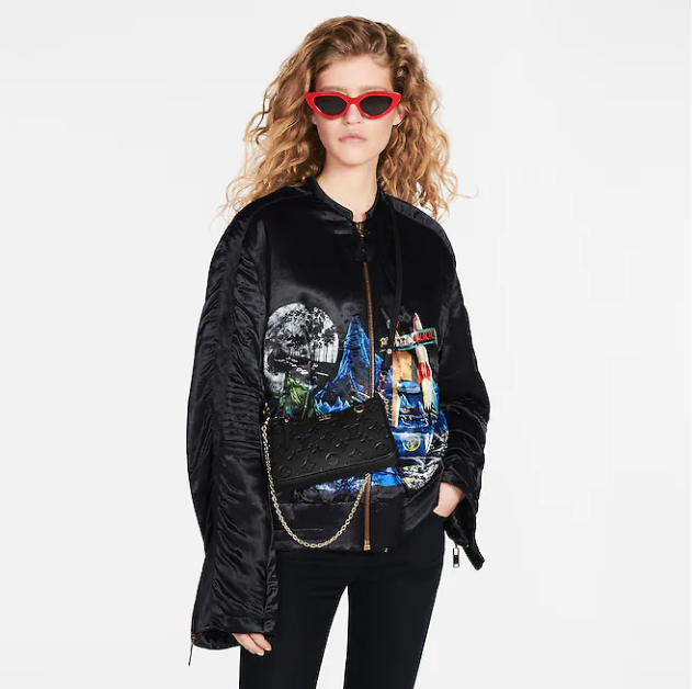 Louis Vuitton LV Women Easy Pouch On Strap Black Monogram Supple Grained Cowhide