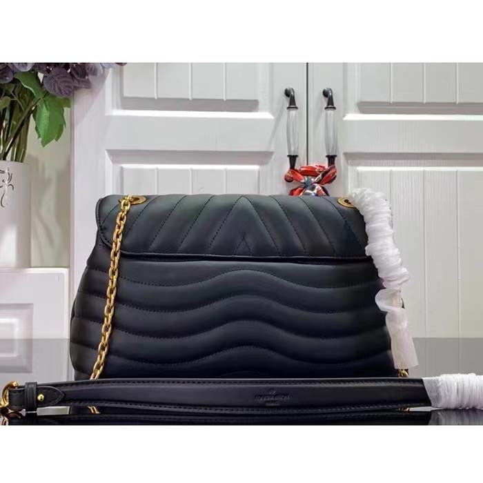 Louis Vuitton LV Women New Wave Chain Bag GM Black Quilted Smooth Calf Leather