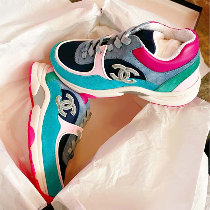 Chanel Women CC Low Top Logo Sneakers Calfskin Suede Blue Leather