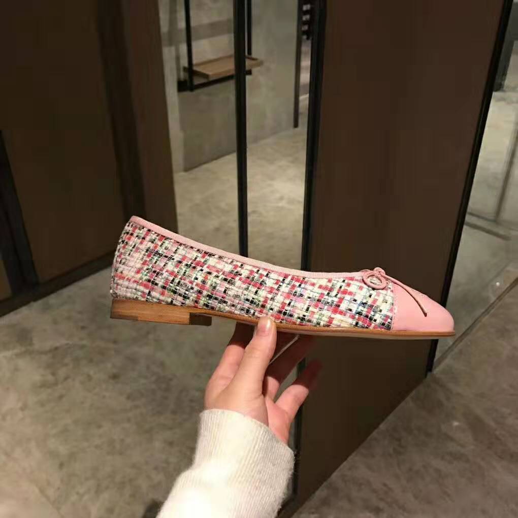 Chanel Women Ballerinas in Tweed Fabrics-Pink