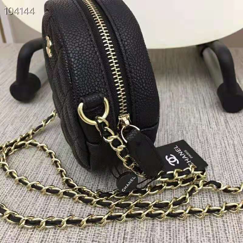 Chanel Women Classic Clutch with Chain in Grained Calfskin Leather-Black