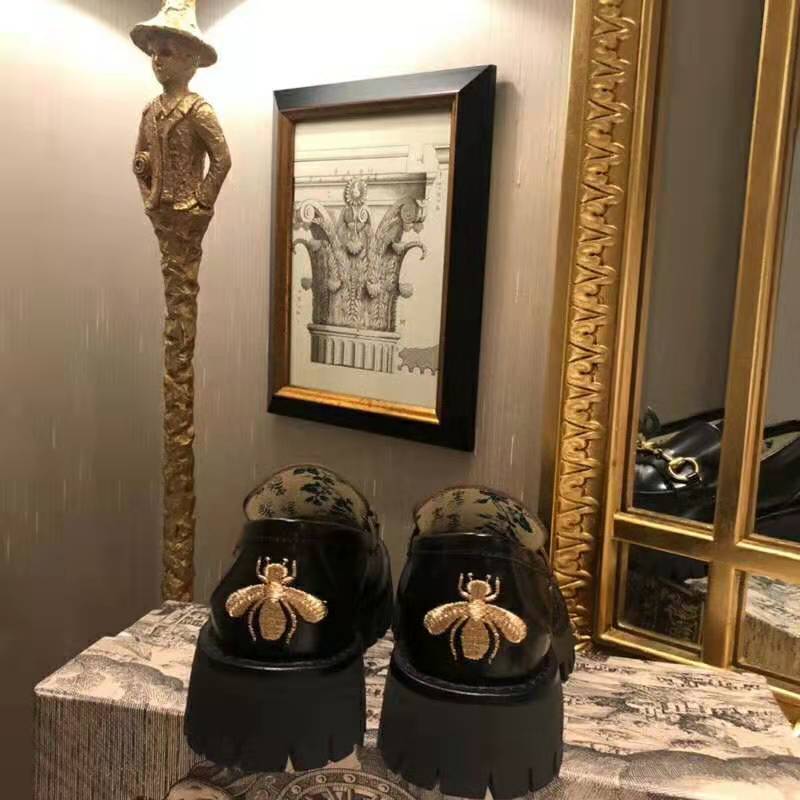 Gucci Women Gucci Leather Lug Sole Loafer in Black Shiny Leather 2.5 cm Heel